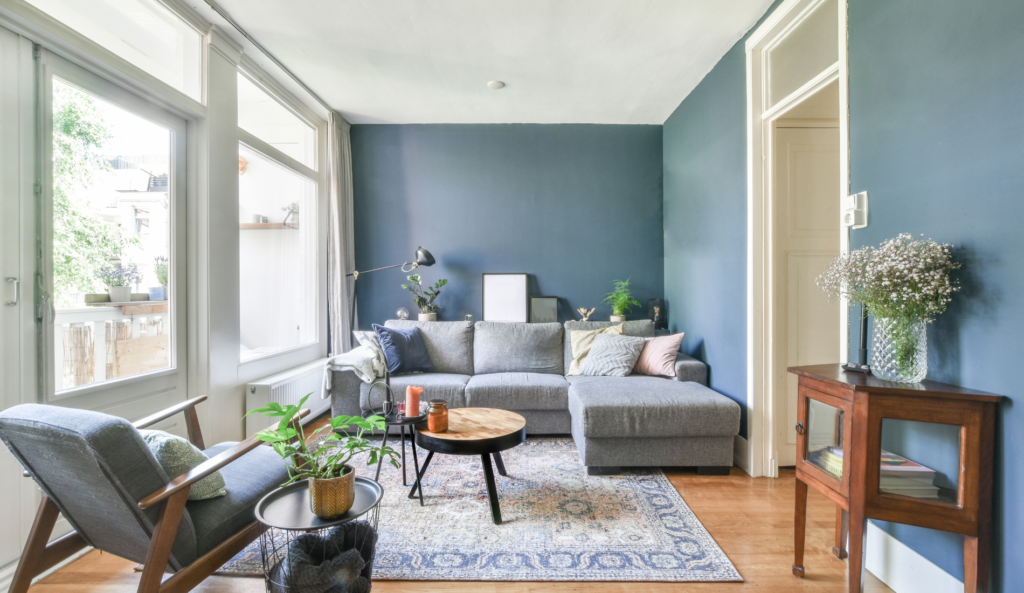 5 Ways to Makeover your Living Room with Paint